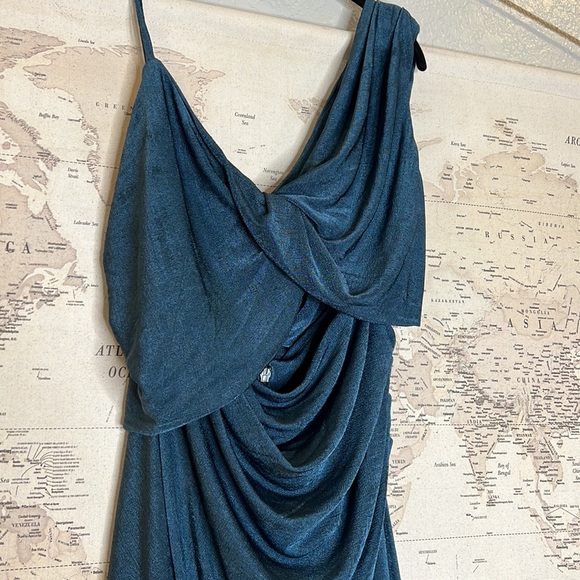 NWT HOUSE OF CB ‘Josephine’ Navy Silky Twist Drape Dress Size L+ - Picture 8 of 9